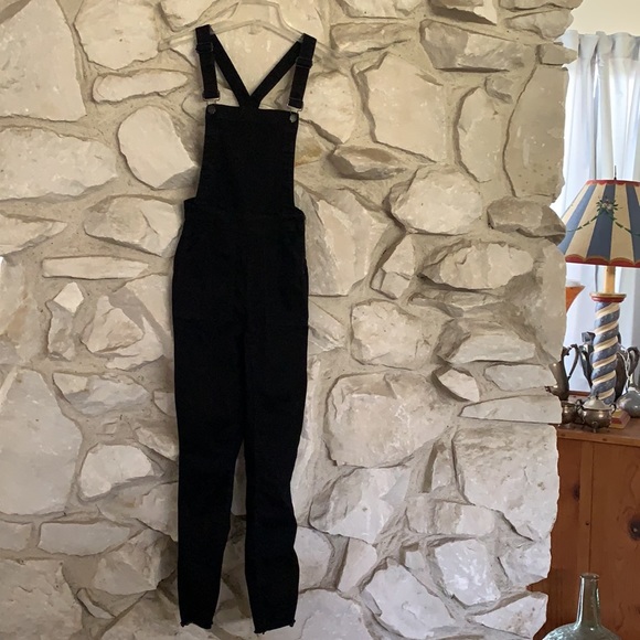 Madewell Black Denim Overalls in Lunar Wash | XS - Picture 5 of 16